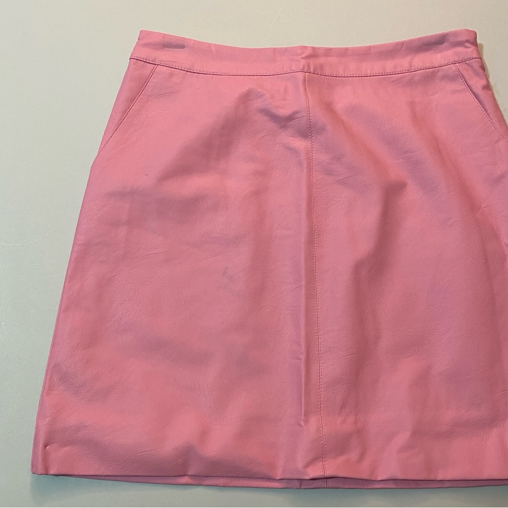 Top Shop | Bubblegum Pink Faux Leather Mini Skirt size: 6 - Picture 3 of 6